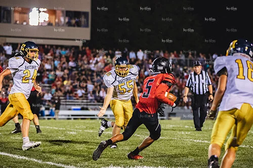 MHSFB19 Hastings Gameday-99_500pxwm.jpg