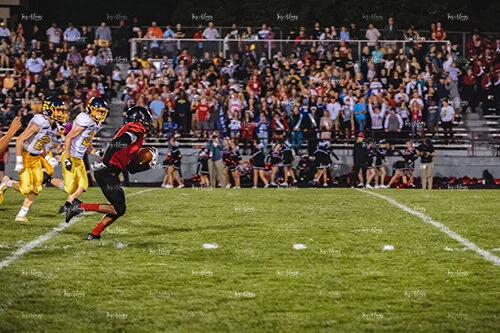 MHSFB19 Hastings Gameday-107_500pxwm.jpg