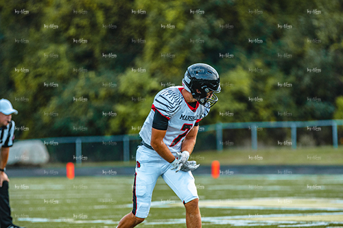 MHSFB19 Lumen Christi Gameday-35_500pxwm.jpg