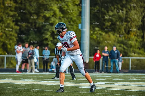 MHSFB19 Lumen Christi Gameday-41_500pxwm.jpg