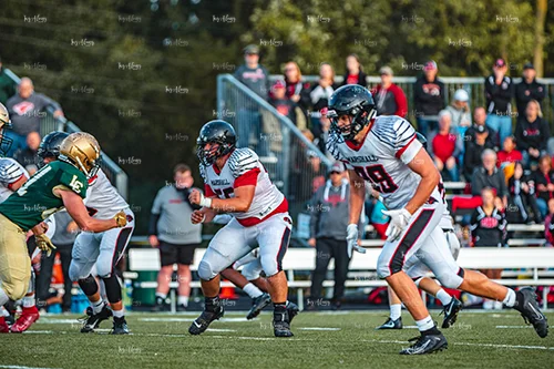 MHSFB19 Lumen Christi Gameday-42_500pxwm.jpg