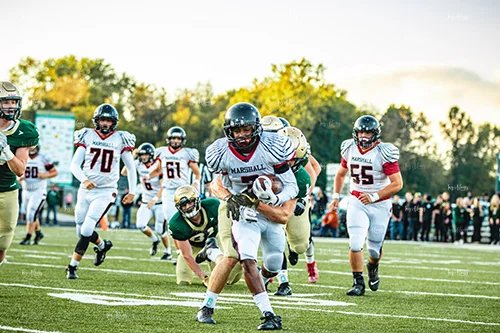 MHSFB19 Lumen Christi Gameday-49_500pxwm.jpg