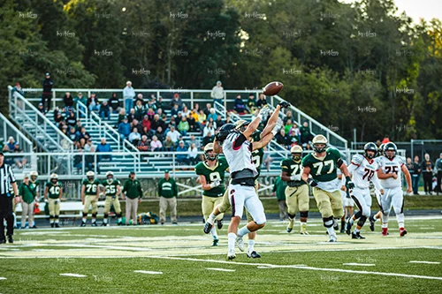 MHSFB19 Lumen Christi Gameday-52_500pxwm.jpg