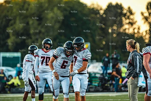 MHSFB19 Lumen Christi Gameday-53_500pxwm.jpg