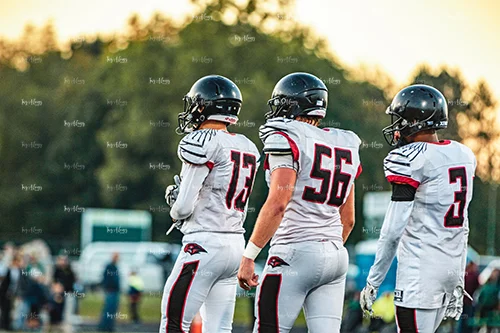 MHSFB19 Lumen Christi Gameday-56_500pxwm.jpg