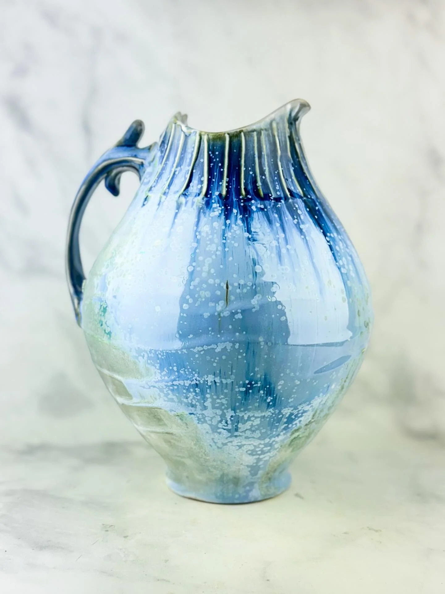 I made this 😎
.
.
.
#pottery #sodafired #moderncradtsman