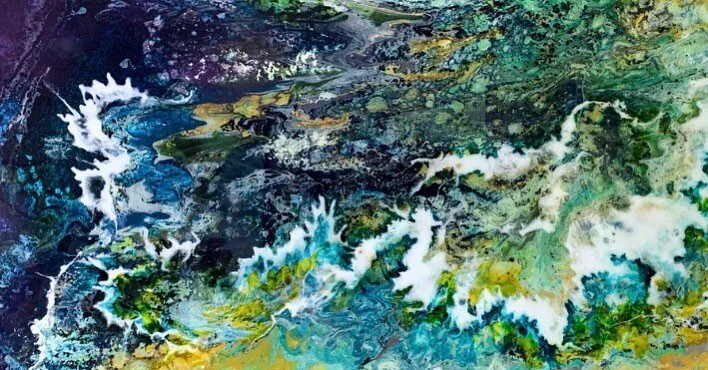 I love to switch back and forth between oil painting and resin. 
.
.
.
All resin work is available on my website.