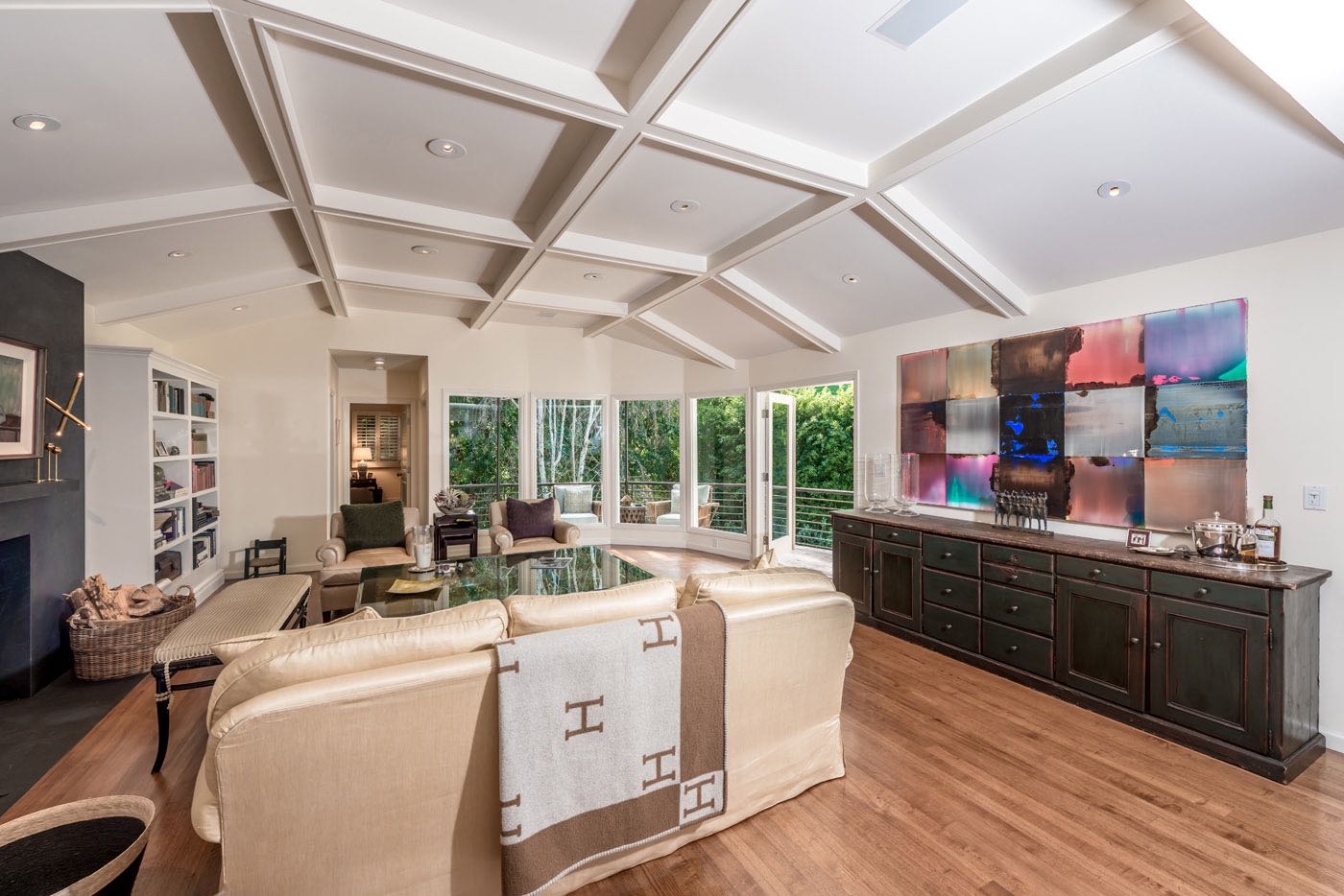 1353 Braeridge-19.jpg