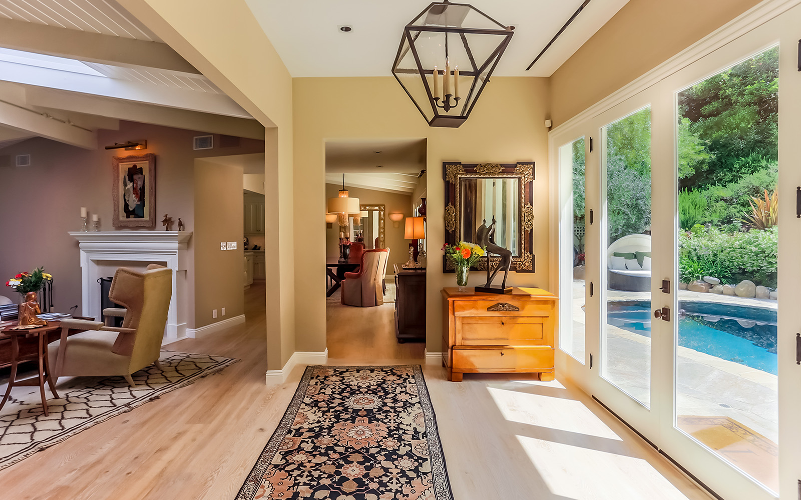 2552BenedictCanyonDr_ZG_3.jpg