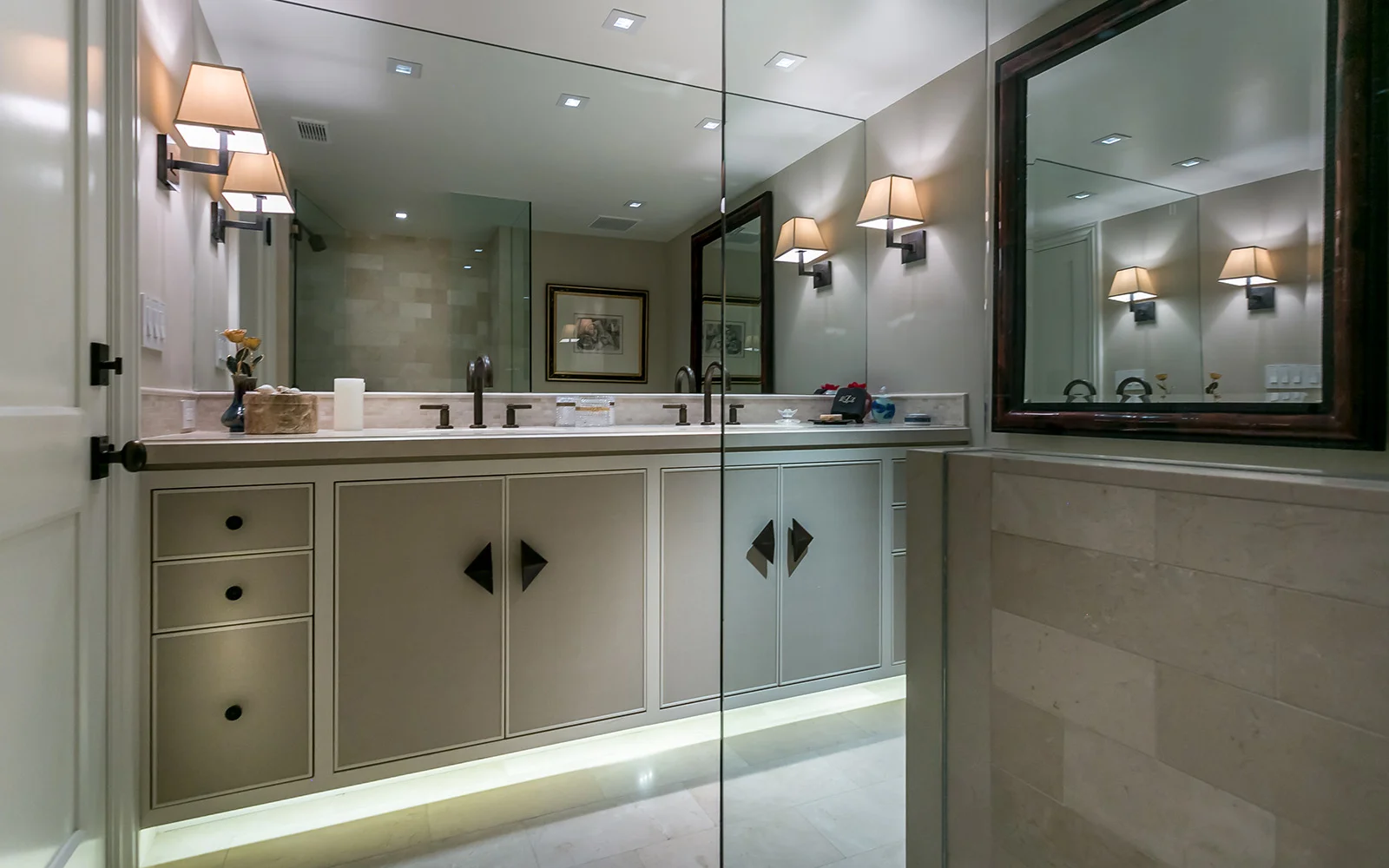 2552BenedictCanyonDr_ZG_9.jpg