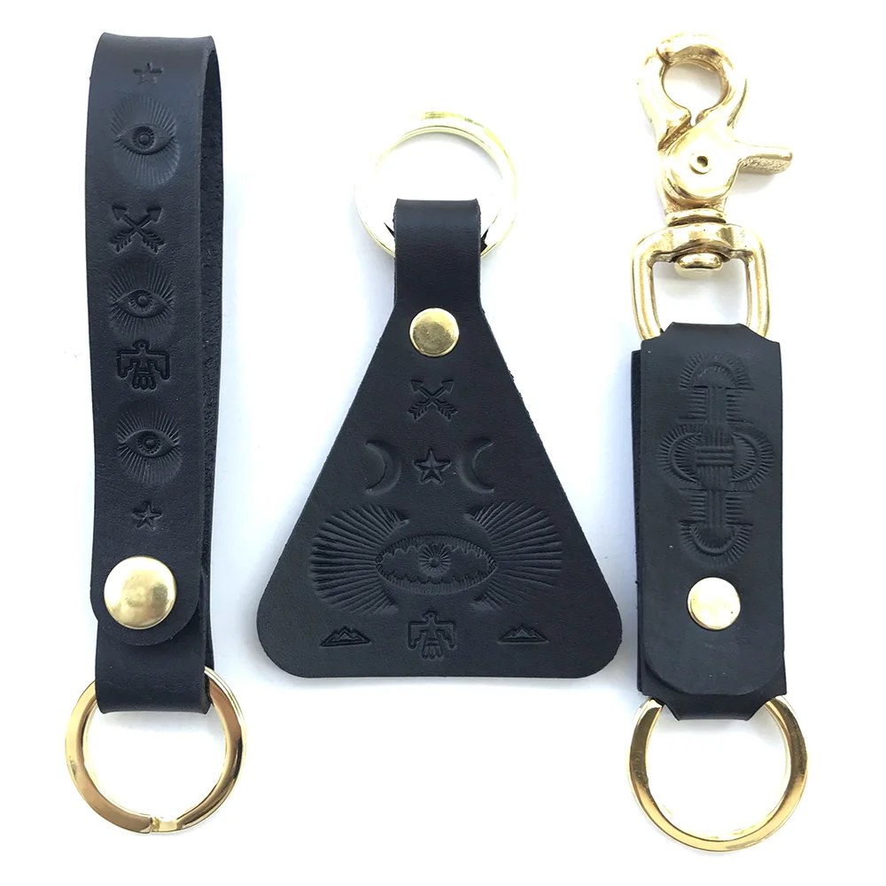 miriamdema-black-keychains.jpg