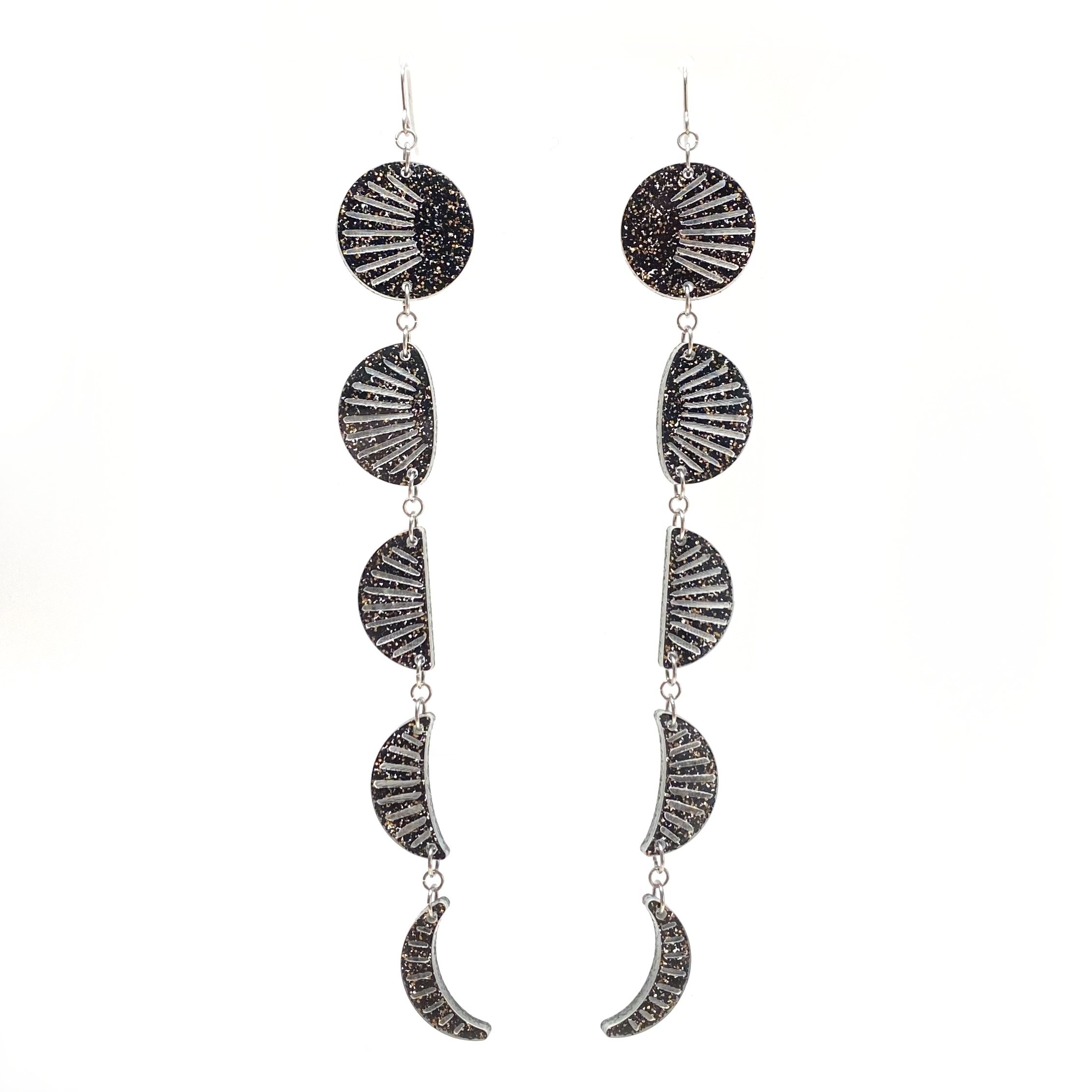 Miriamdema-BlackGoldGlitterMoonPhase Earrings-2024.01.jpeg