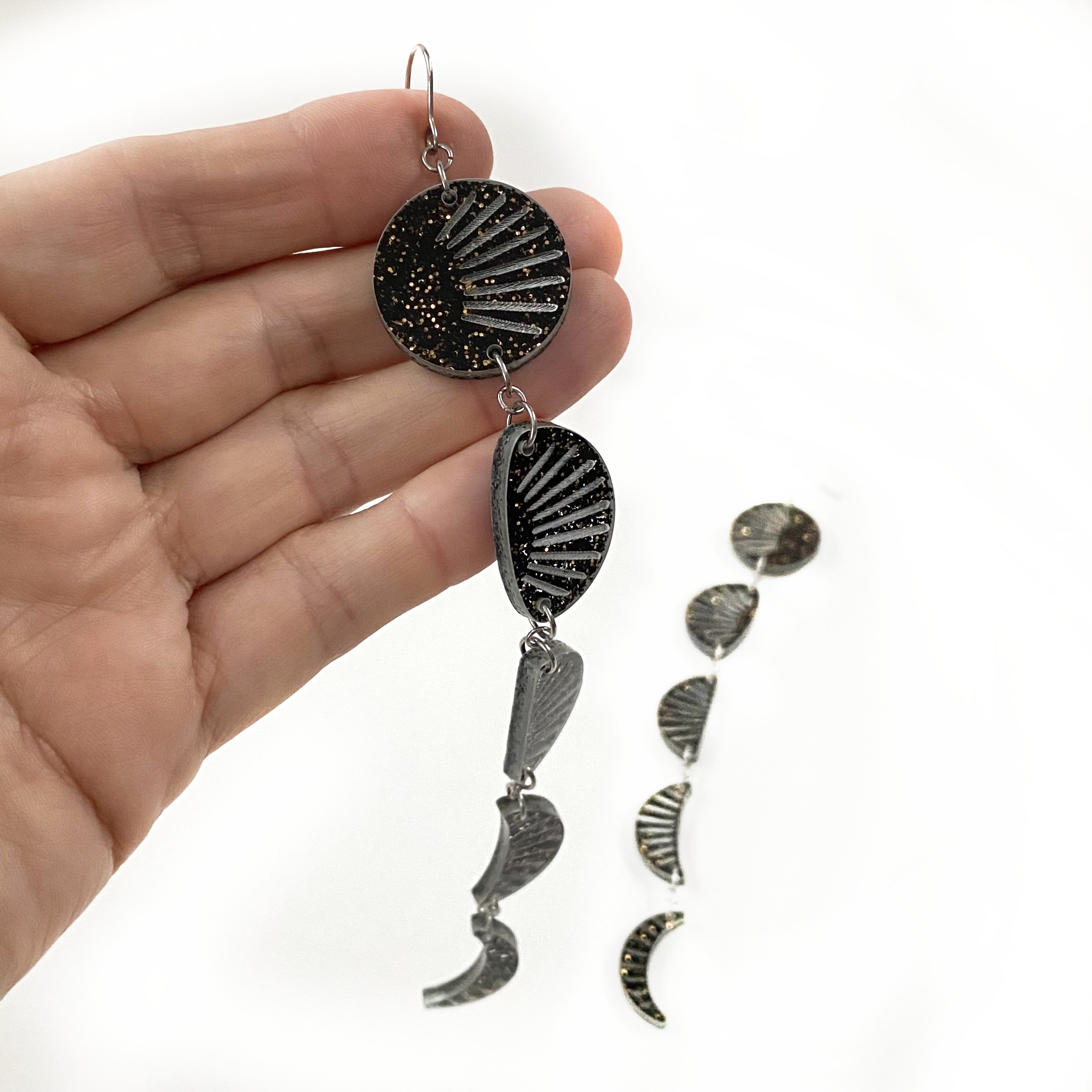 Miriamdema-BlackGoldGlitterMoonPhase Earrings-2024.03.jpeg