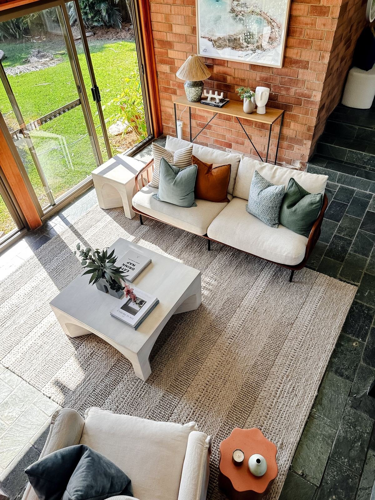 12 - Property-styling-sydney-northern-beaches-living-room-amazema-interiors.jpg