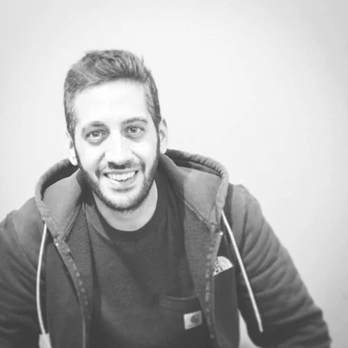 GIANNIS SIAMPANIS, Graphic Designer jecordesign.gr Originally from Patras, Jecor moved to Athens in 2005 to study graphic design at Akto art & design college. After his degree, he worked for several clients in Greece gaining experience in different subjects including typography, brand identity, print, illustration etc.
