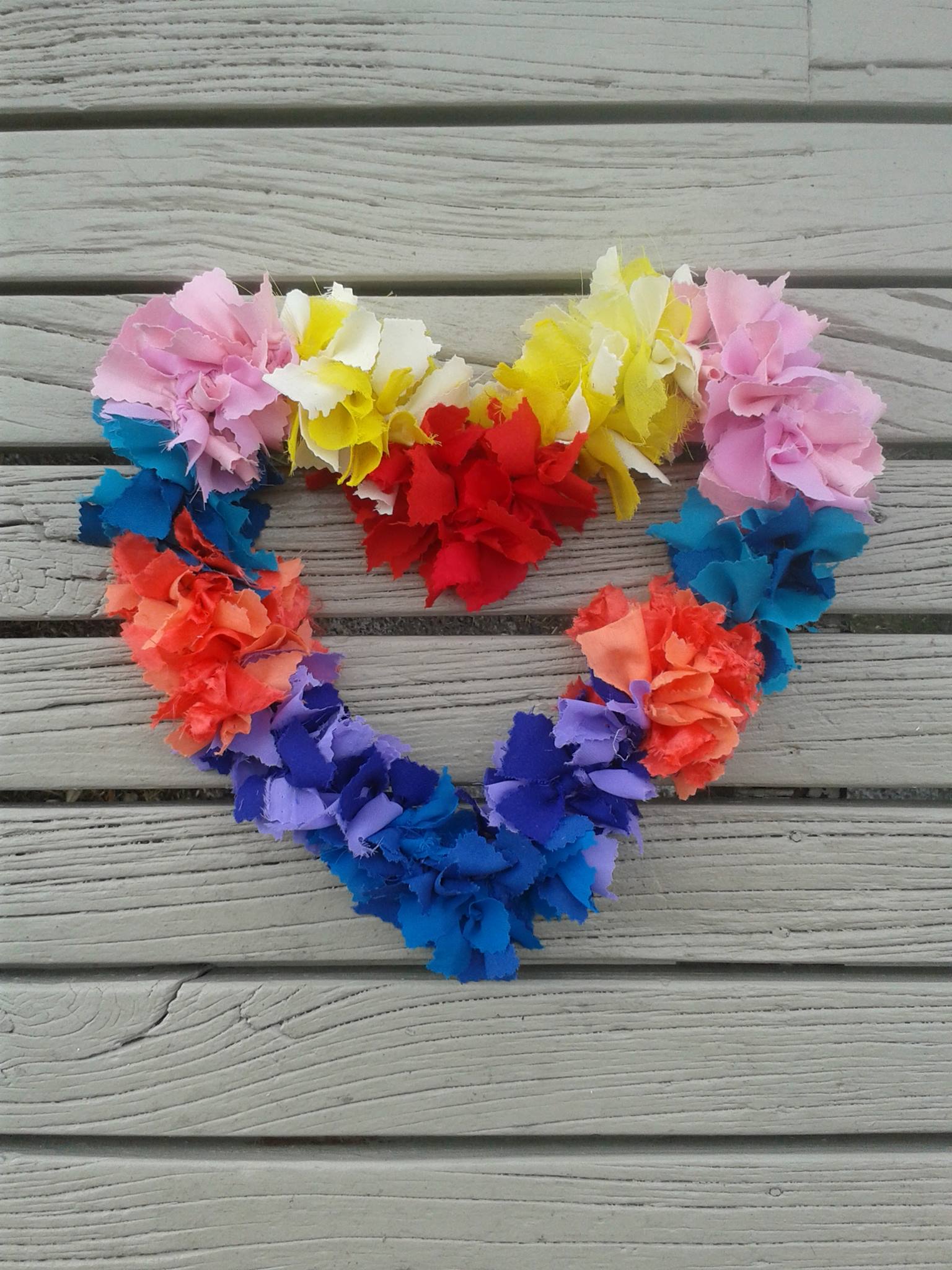 Rainbow heart garland