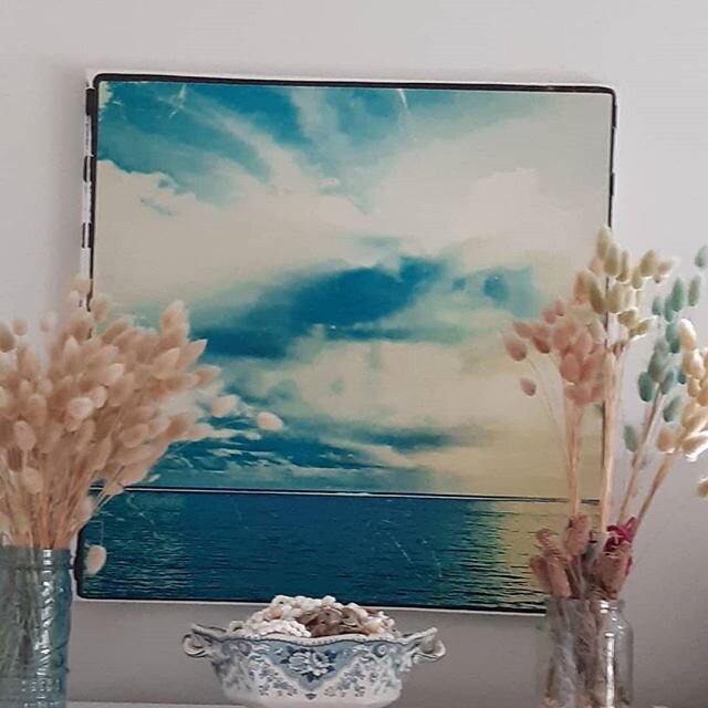 When you find a beautiful canvas at the op shop for 50cents...
And yes its wonky like all the other pictures in our home... #andbreathe  #stormysea #relaxation #bythesea #takemehome #beachboho #secondhand #ourhome #neverstop #dreambig #onelove❤ #dizz