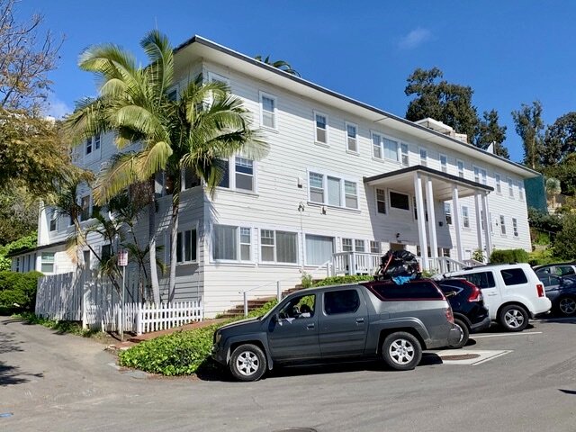 2180 Catalina (former hotel, built in 1925)