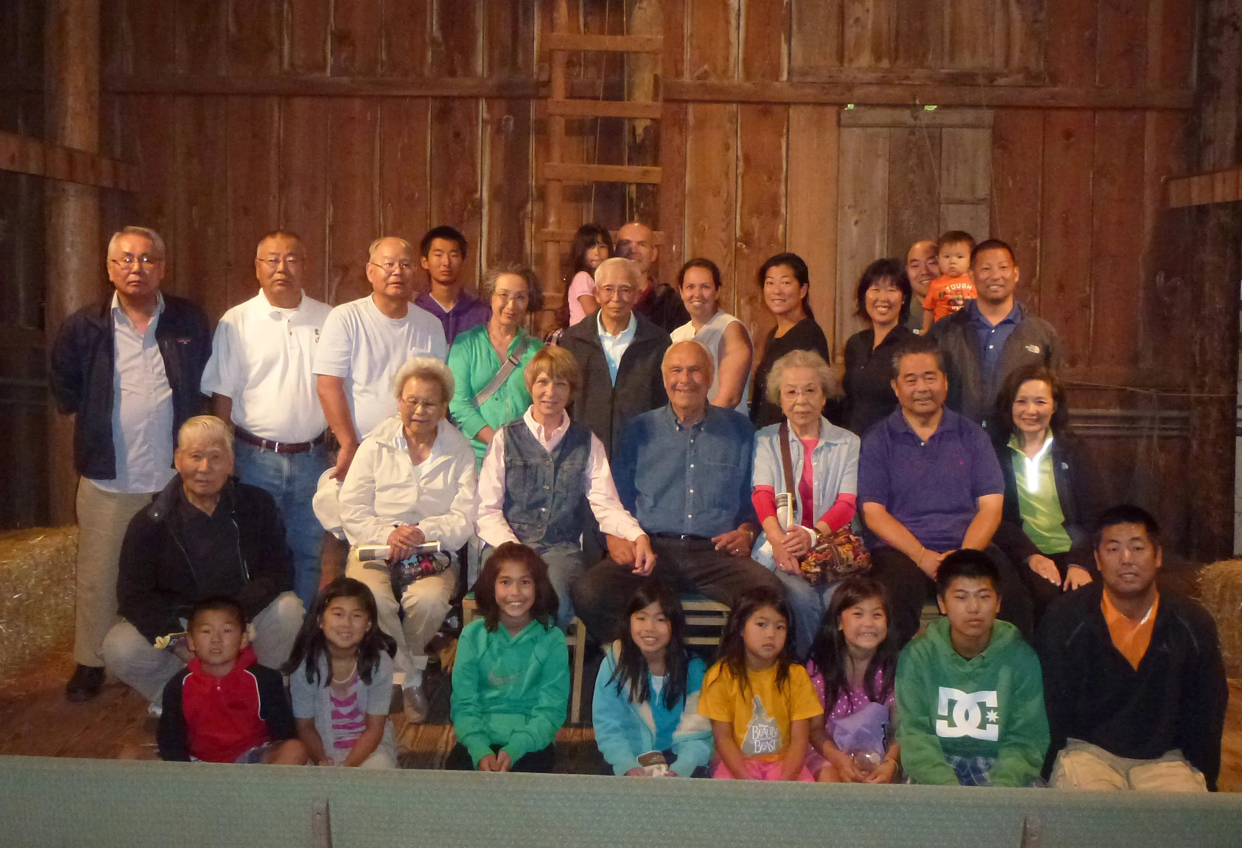 Iseri family with Alan & Leigh