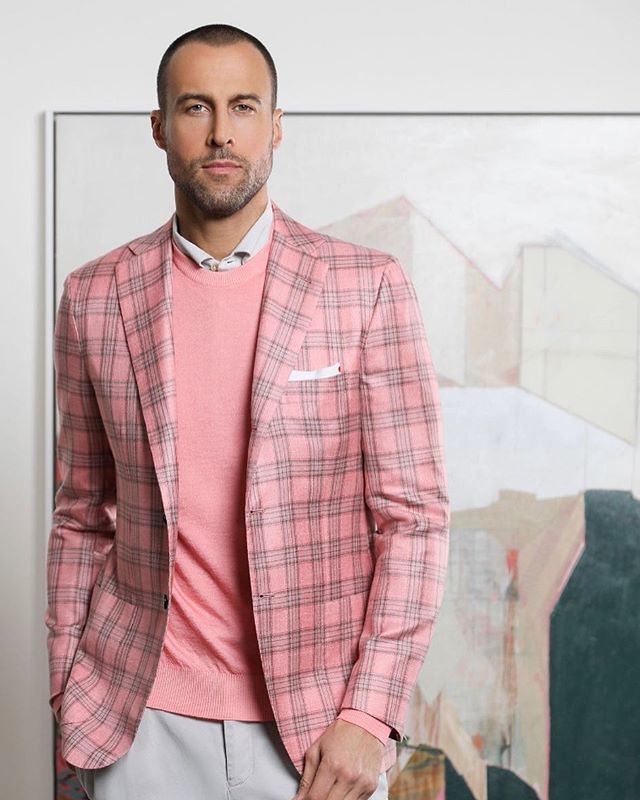 Such a great shoot for River Oaks District&rsquo;s Spring campaign.&nbsp;📸✨
@kiton makes a statement in pink and plaid
Photographer: Michelle Larson @larsongroupcreative
Model: @thedantespencer from @lamodels
Styling: @marzifat&nbsp;
Makeup: @jenmar