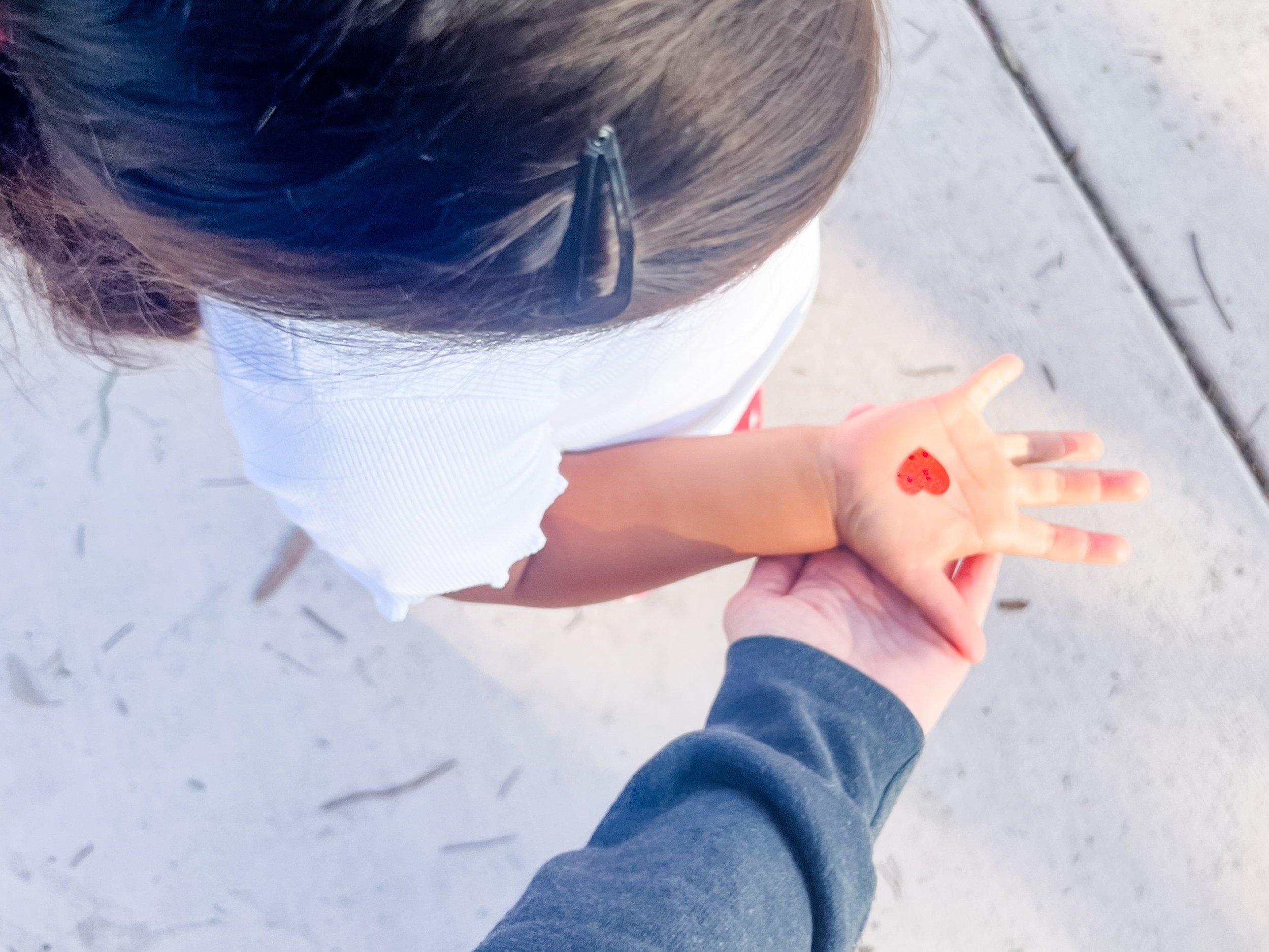 Privacy vs. Secrecy: Navigating Egg Donation and Who Needs to Know