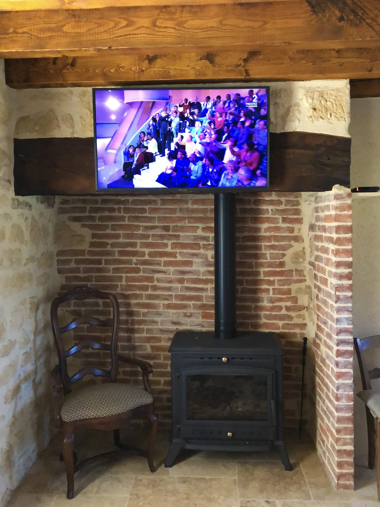 for living marseille outdoor fireplace with fireplace on Gourdon Latest Post Moments Parfaits
