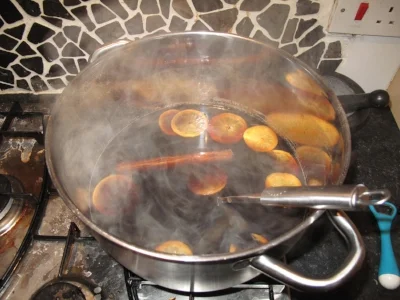 A steaming bowl of wassail