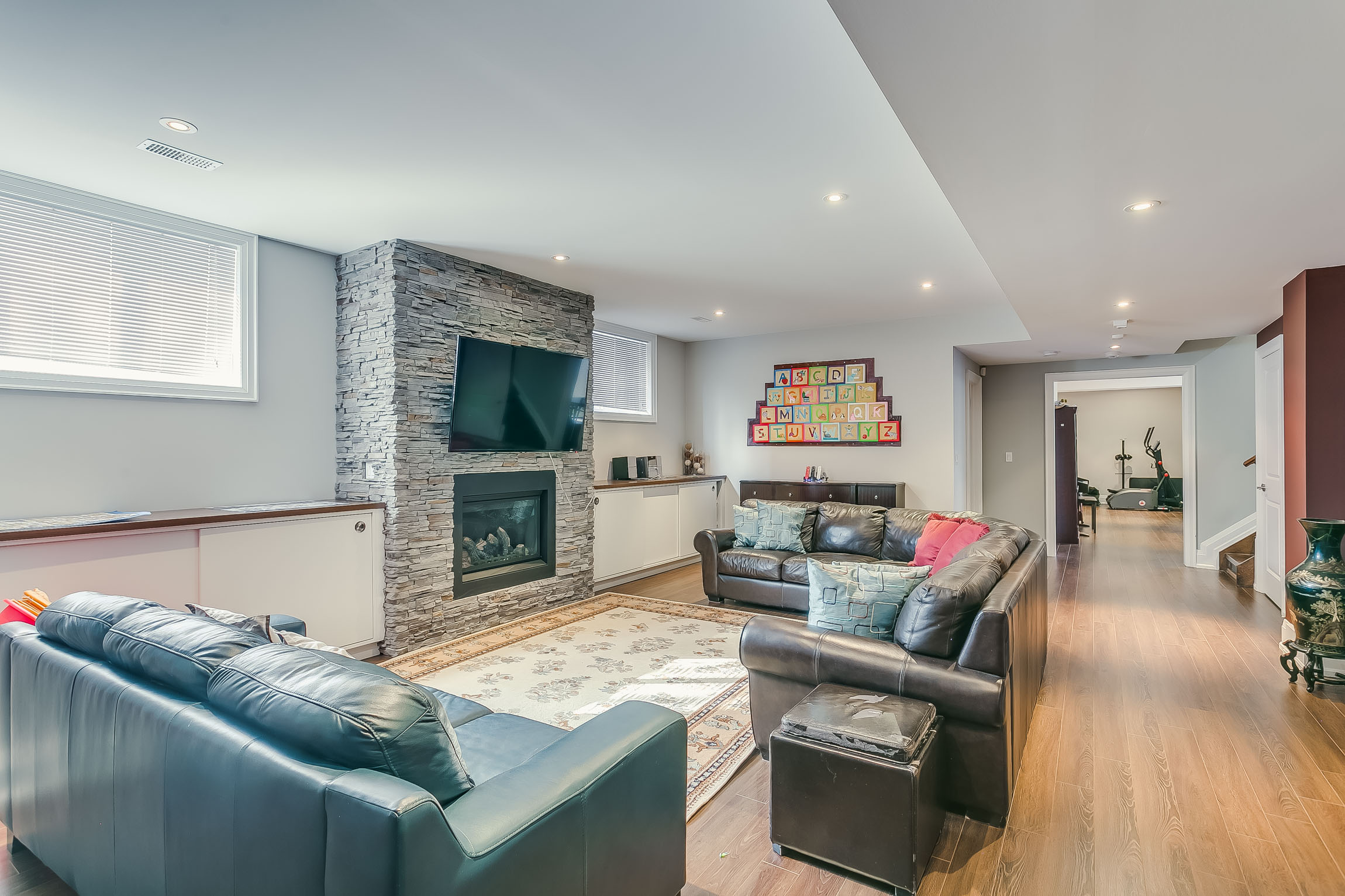 80brookviewdr-051.jpg