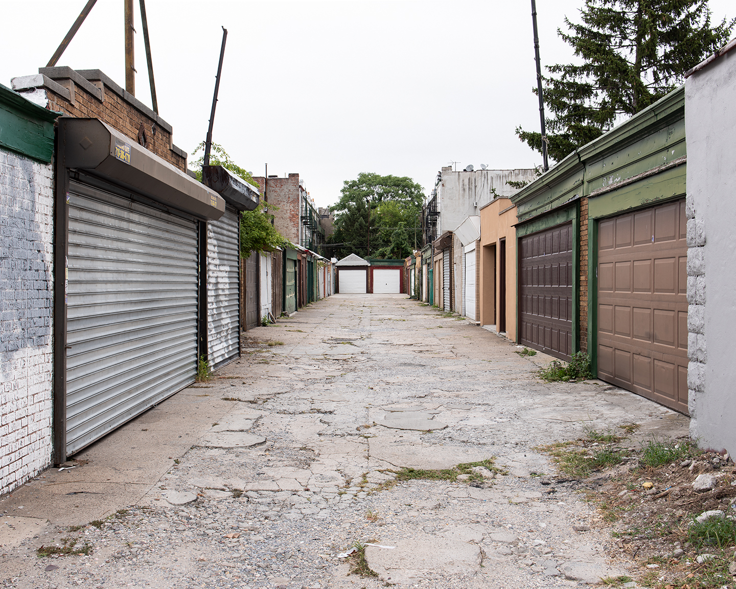  Garage Alley, 2018       