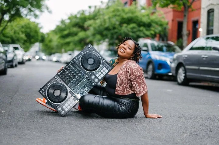 Saturday Night with Dj Zemi 