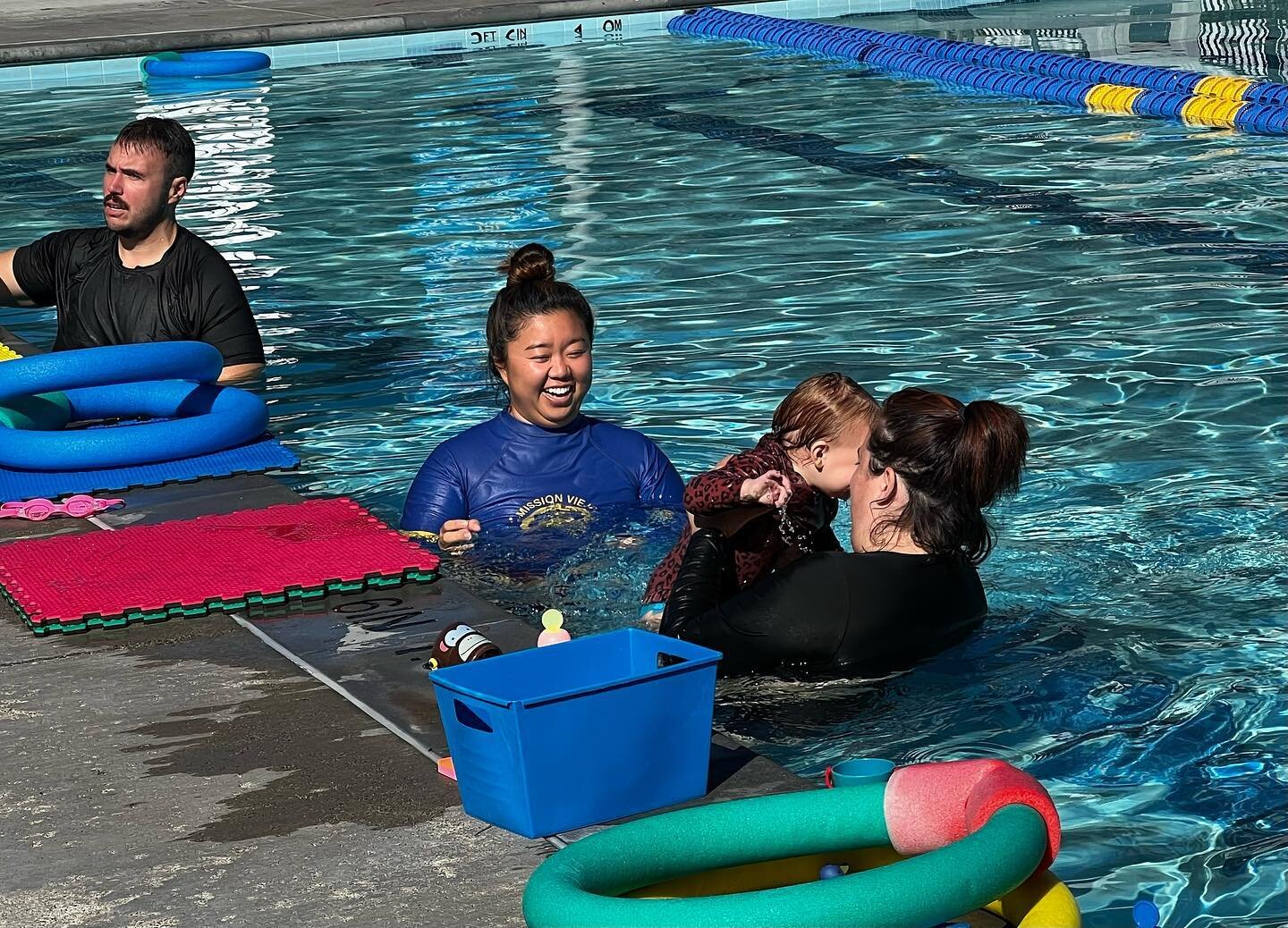 nadadores-swim-school