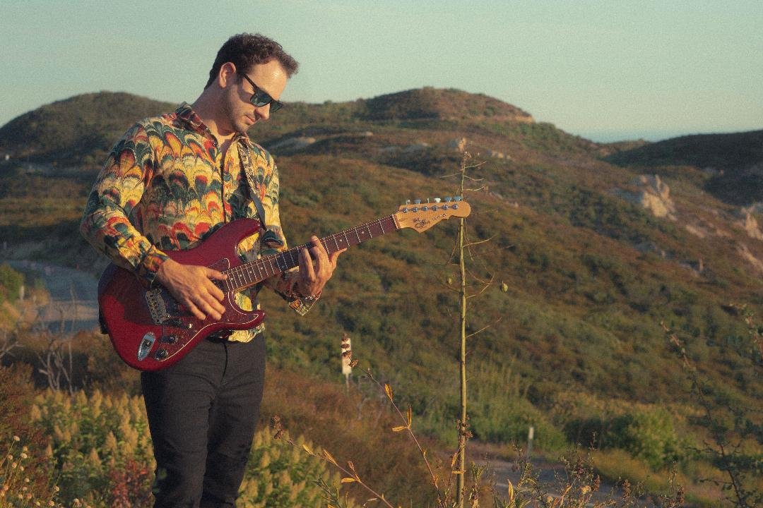 LIVE MUSIC NIGHT - Mike Silvestri