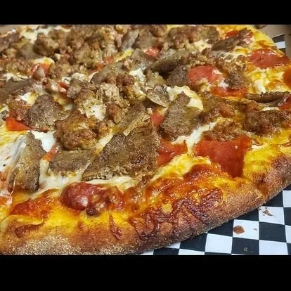 Carne Pizza.jpg