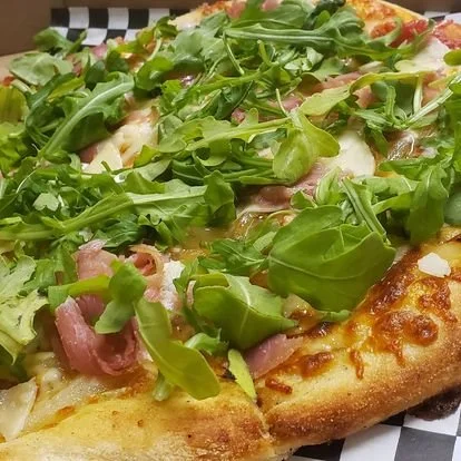 Proscuitto Fresca Pizza.jpg