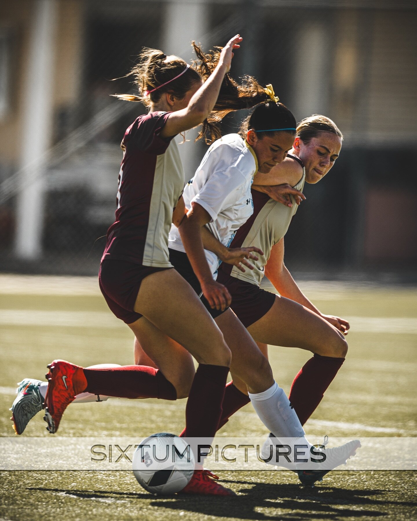 Mcallen Memorial&rsquo;s season ends in the Regional Semi Finals ⚽️ 
Congrats on a great run lady Mustangs!
Memorial 0
Leander Rouse 3
FINAL
April 5 2024
📸 @angel_the_prophet_