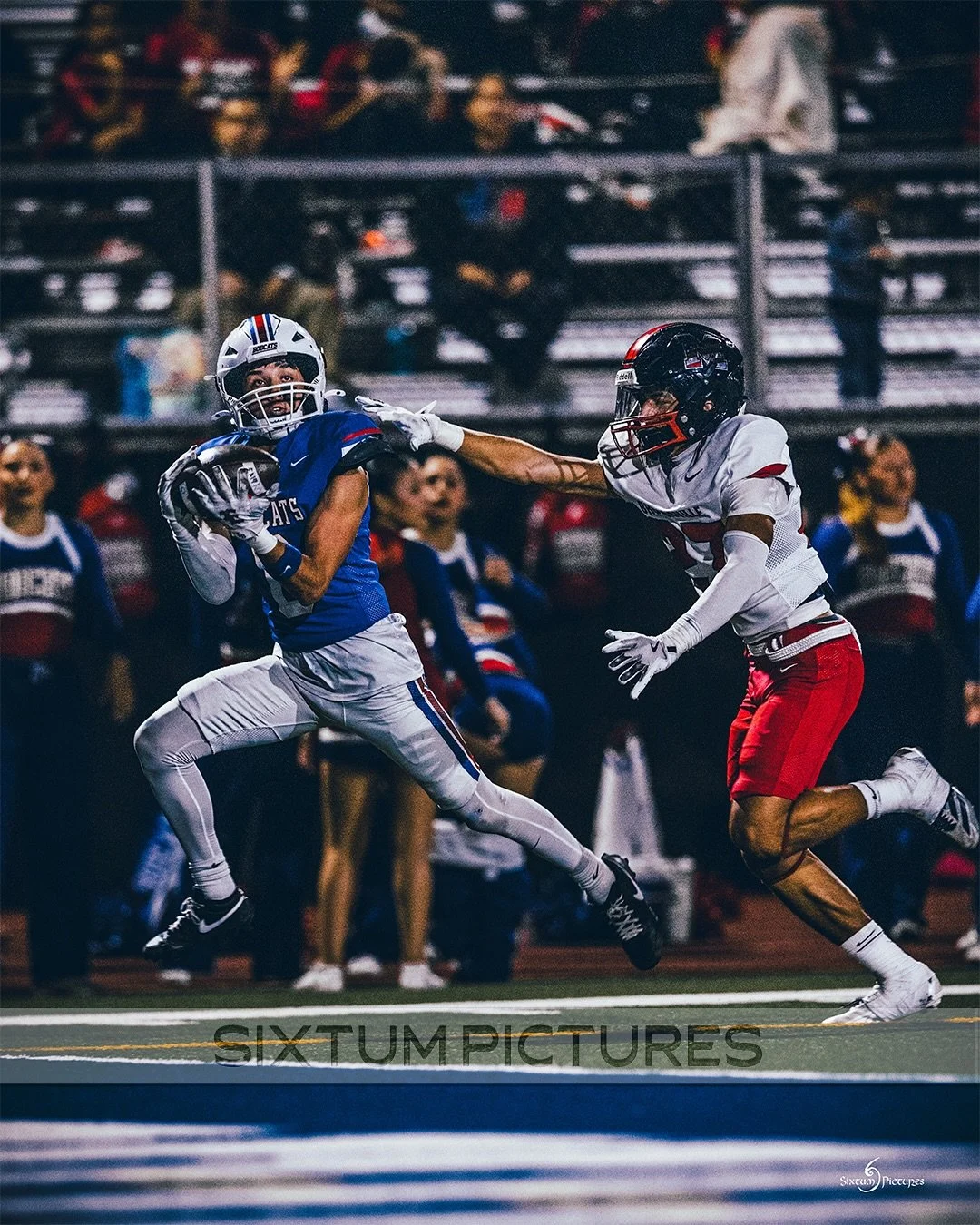 Edinburg HS Bobcats first playoff win in 15 years came tonight against Brownsville Veterans Chargers in the Bi-District Championship 🏈 
Edinburg 24
BVets 13
FINAL
Nov 13 2025

📸 @mikemadrigal30 @sixtumdesigns