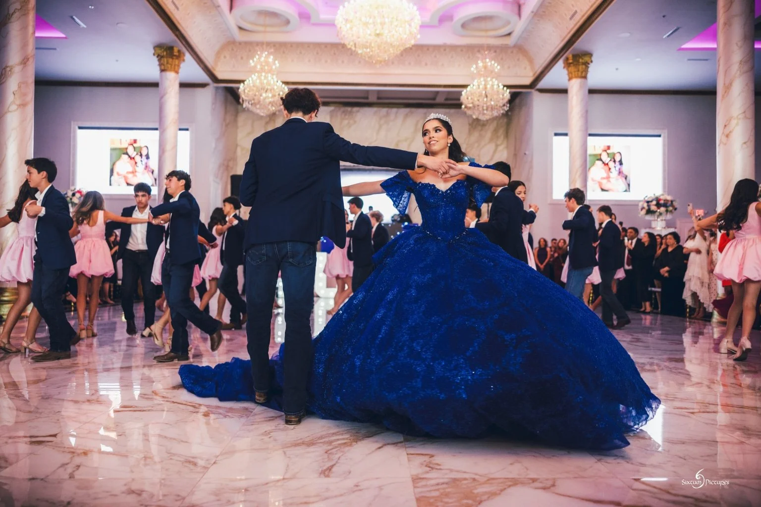 9 Blue Dress Dance - Sixtum Pictures-SIX13749.jpeg