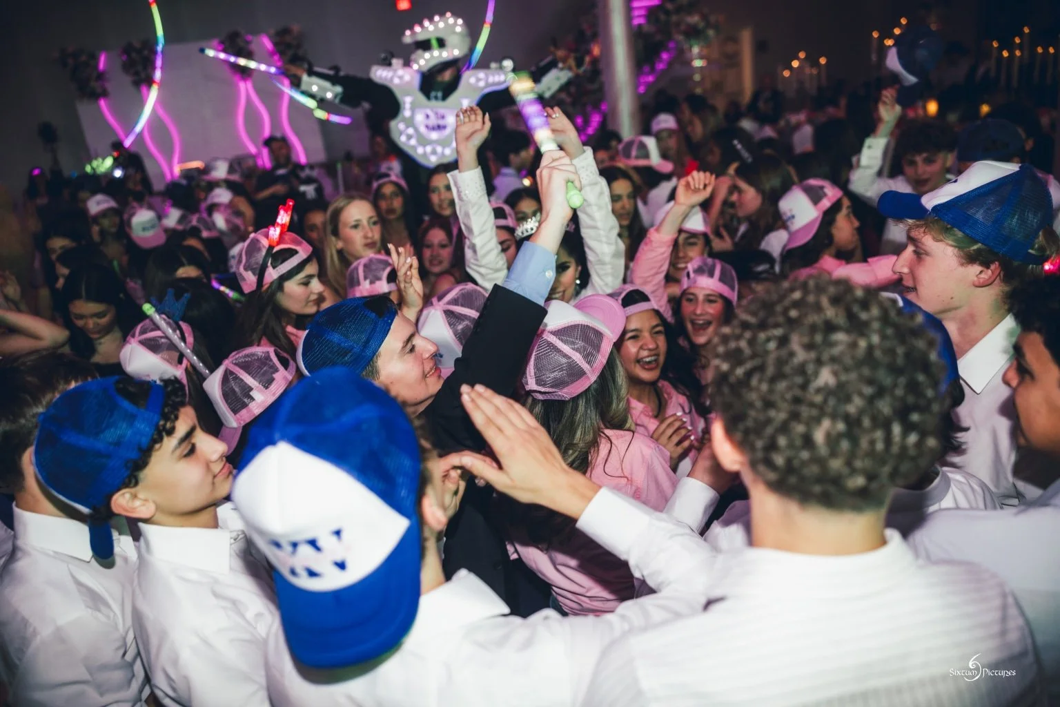 15 Party - Sixtum Pictures-SIX18245.jpeg