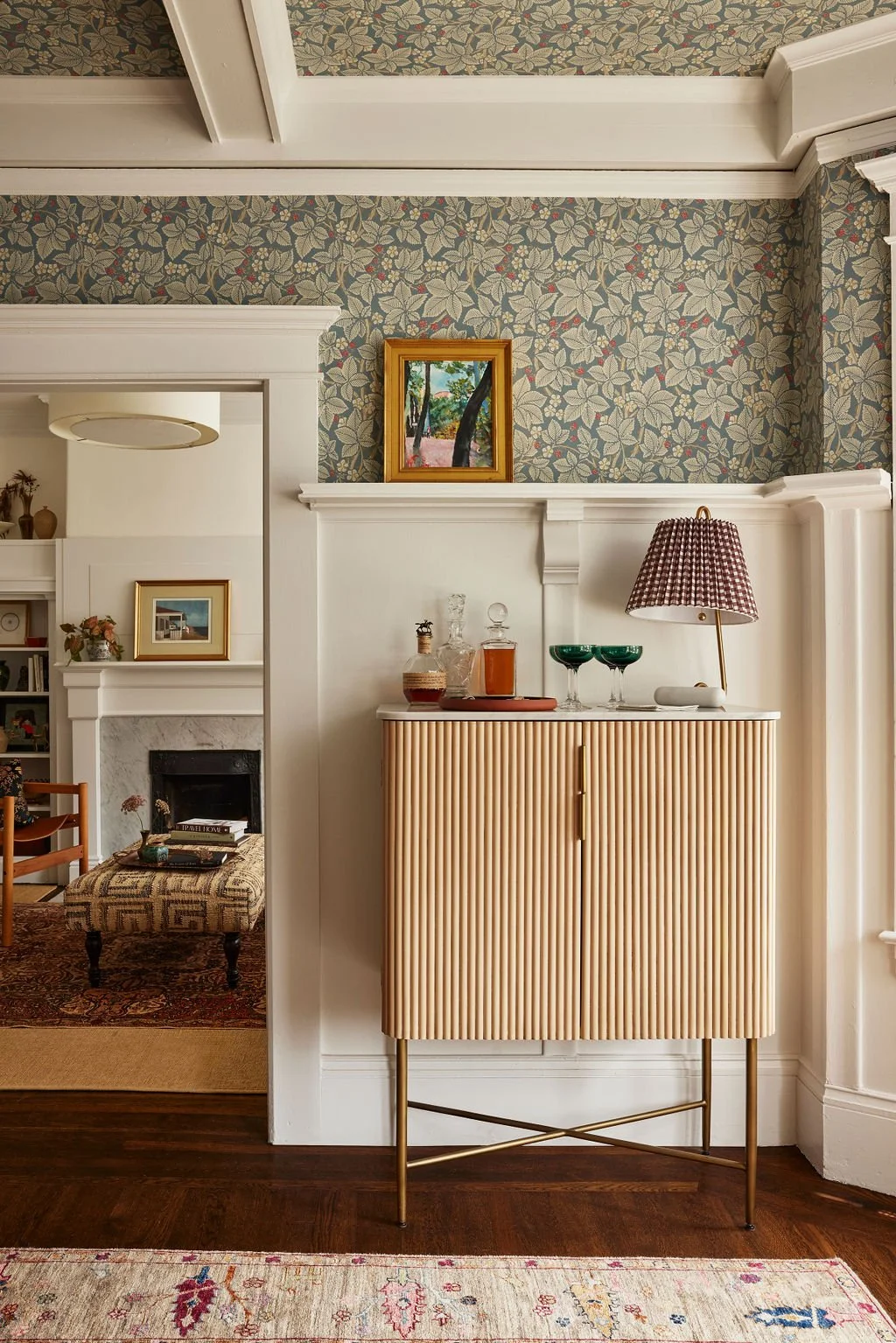 Love-and-Interiors-San Francisco-Dining-Room-Wallpaper-Bar-Cart.jpg