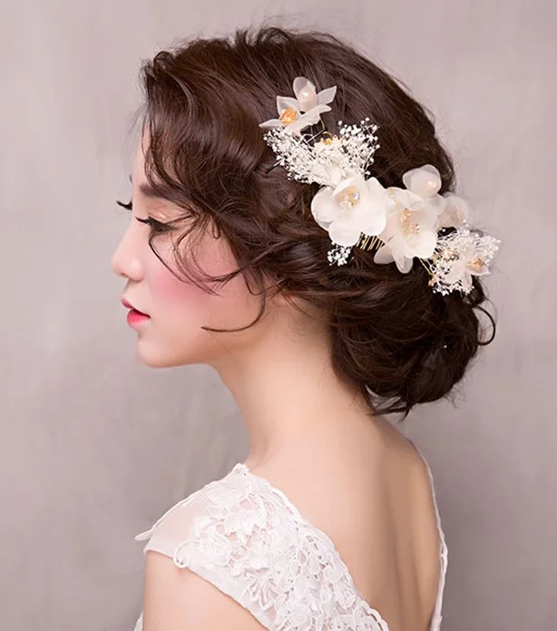 Romantic-Bride-Headdress-Flower-White-Hair-Comb-Hay-Wedding-Dress-The-Bride-Jewelry-Accessories-The-best.jpg