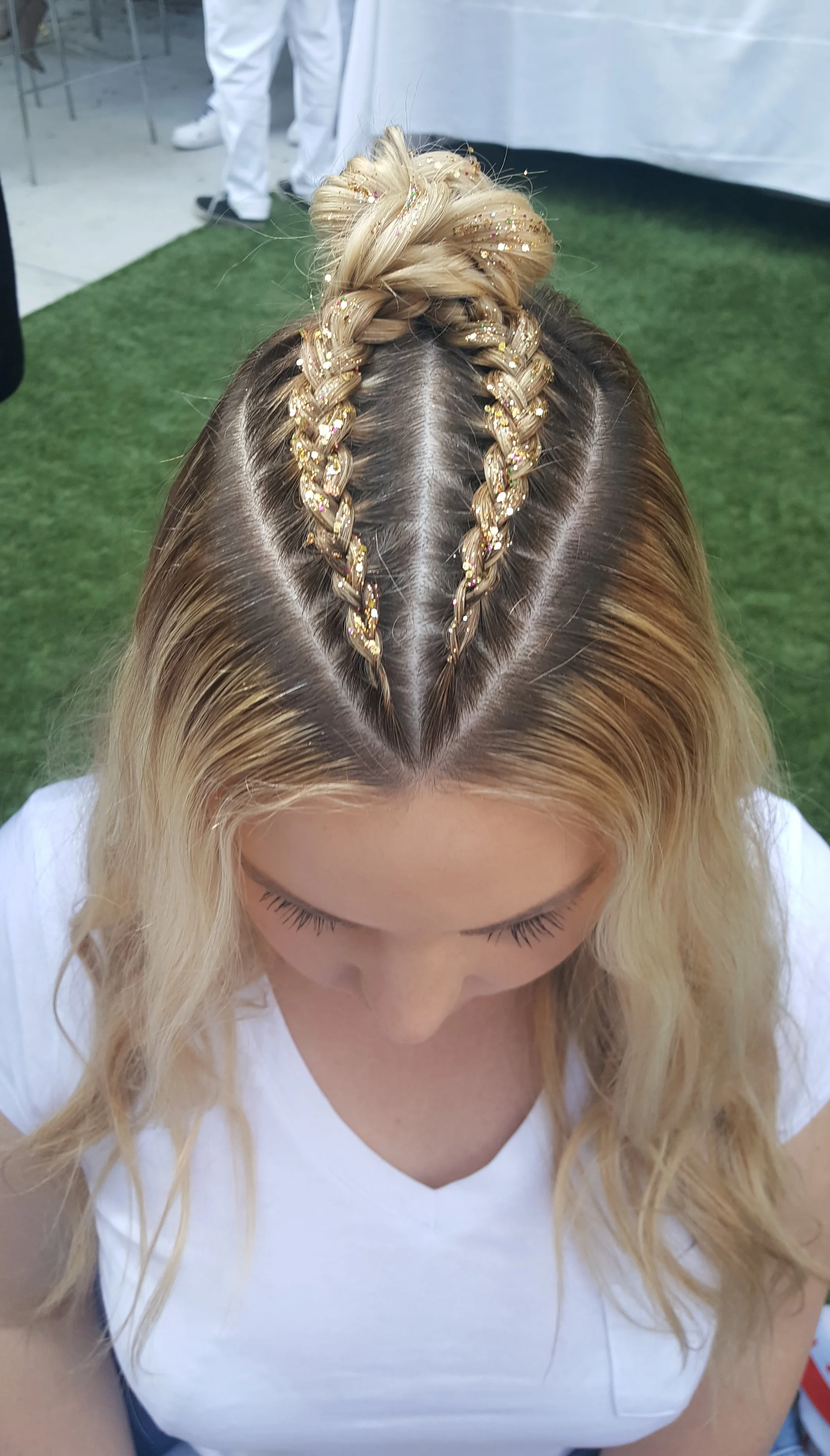 2 BRAIDS ON TOP