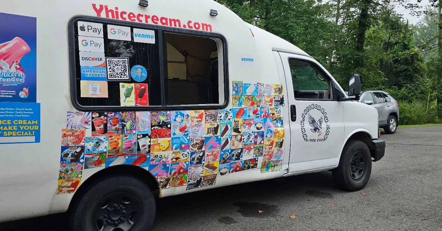 Thank you @yhicecreamnj @jess.mortgage @lonnvreeland and @p.le3 @misstitlegirl @clearskiestitle @anniemac_nmg @eb_mortgageteam @anniemacnation 

Amazing open house today! Had an amazing turn out and people were thrilled with the ice cream! Great day!