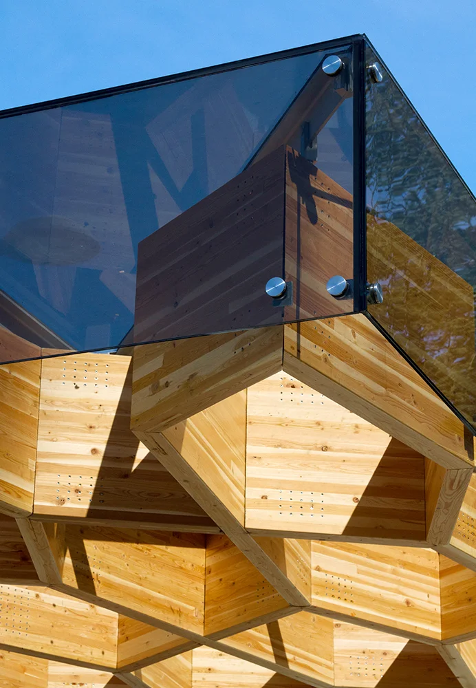 UBC-BUS_SHELTER-05.jpg