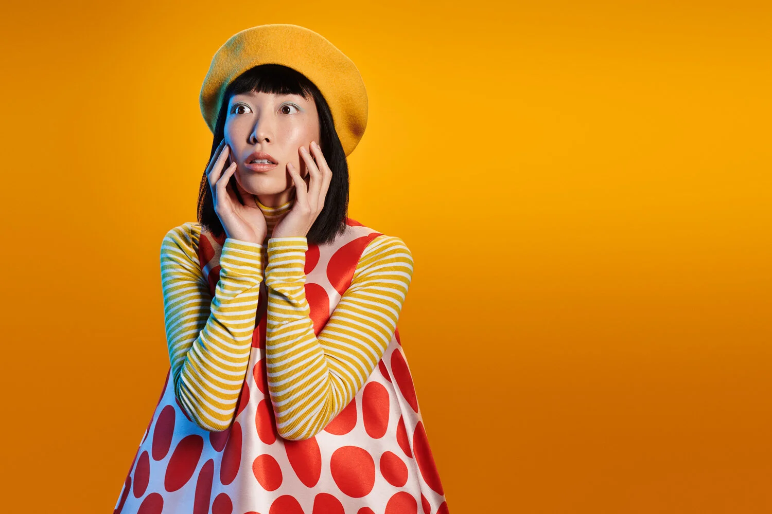 16533_UmHYru_portrait_06_christina_335.jpg