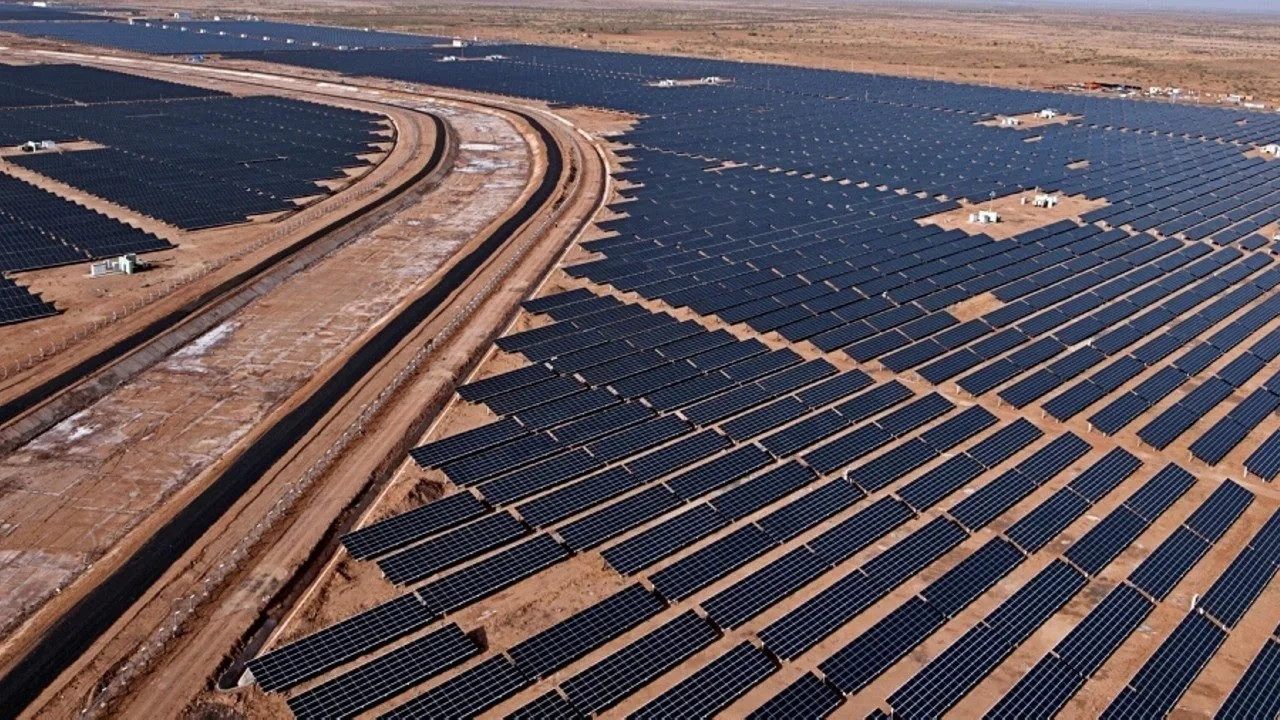 #3: Kamuthi Solar Power Project (India)