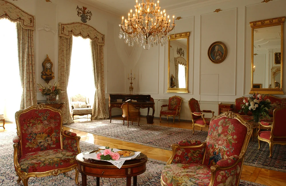 12-Exclusive-Castle-Le-Chateau-de-Lucens-Switzerland-Additional-member-property-Solstice-Luxury-Destination-Club.jpg