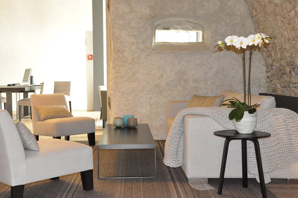 33-Exclusive-Castle-Le-Chateau-de-Lucens-Switzerland-Additional-member-property-Solstice-Luxury-Destination-Club.jpg