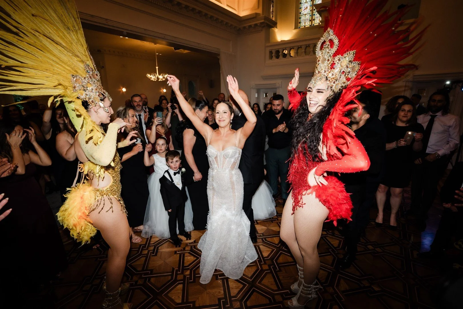 Getting the dancefloor started! 

Captured by @jeromecole