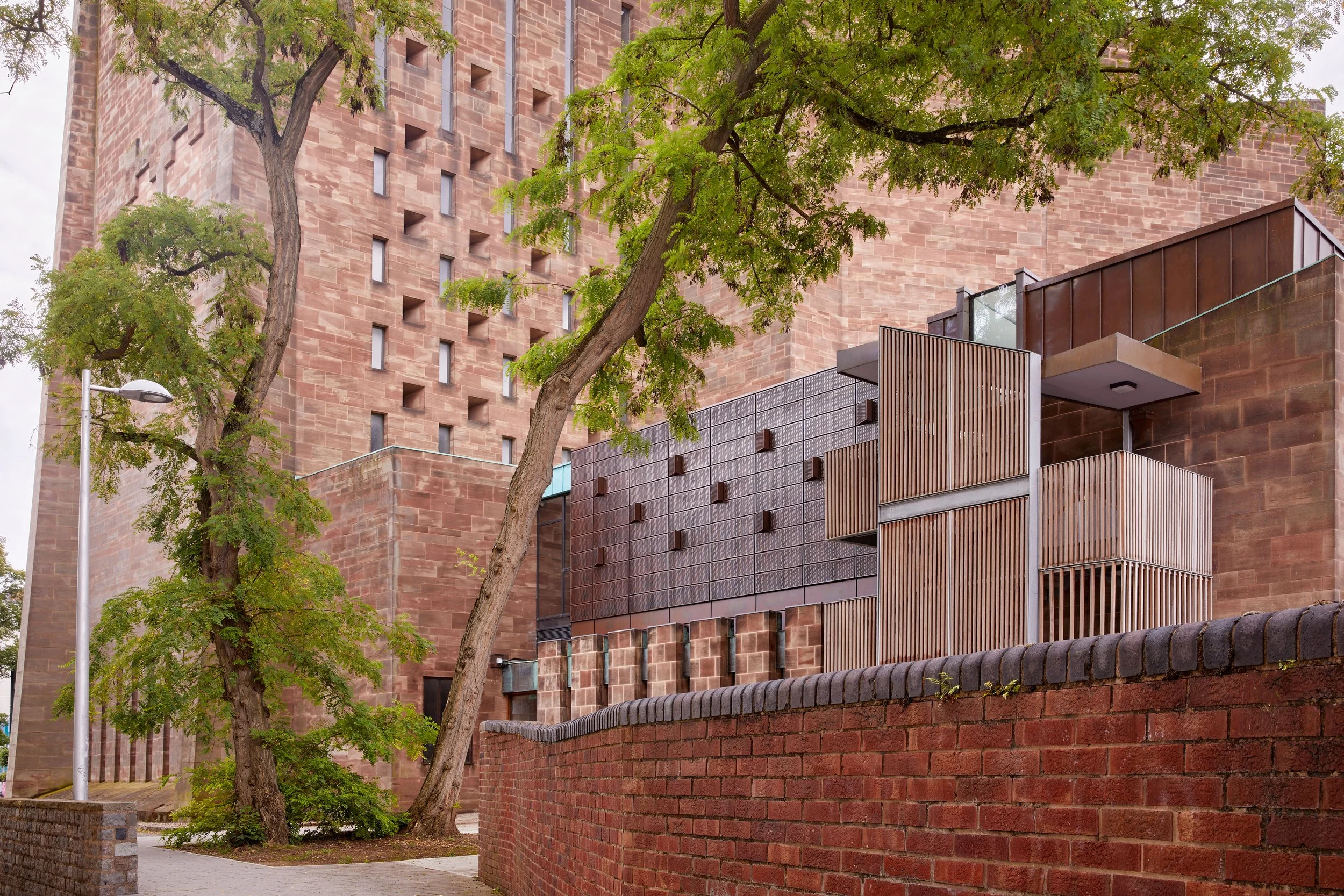 Coventry_Cathedral_16_.jpg