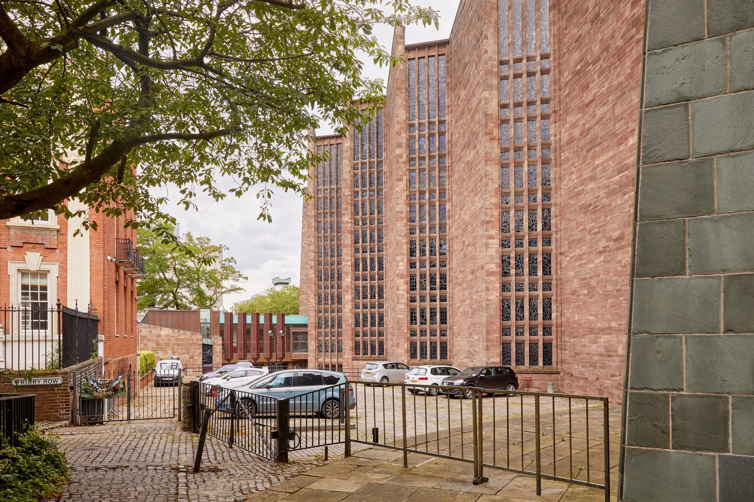 Coventry_Cathedral_61_.jpg